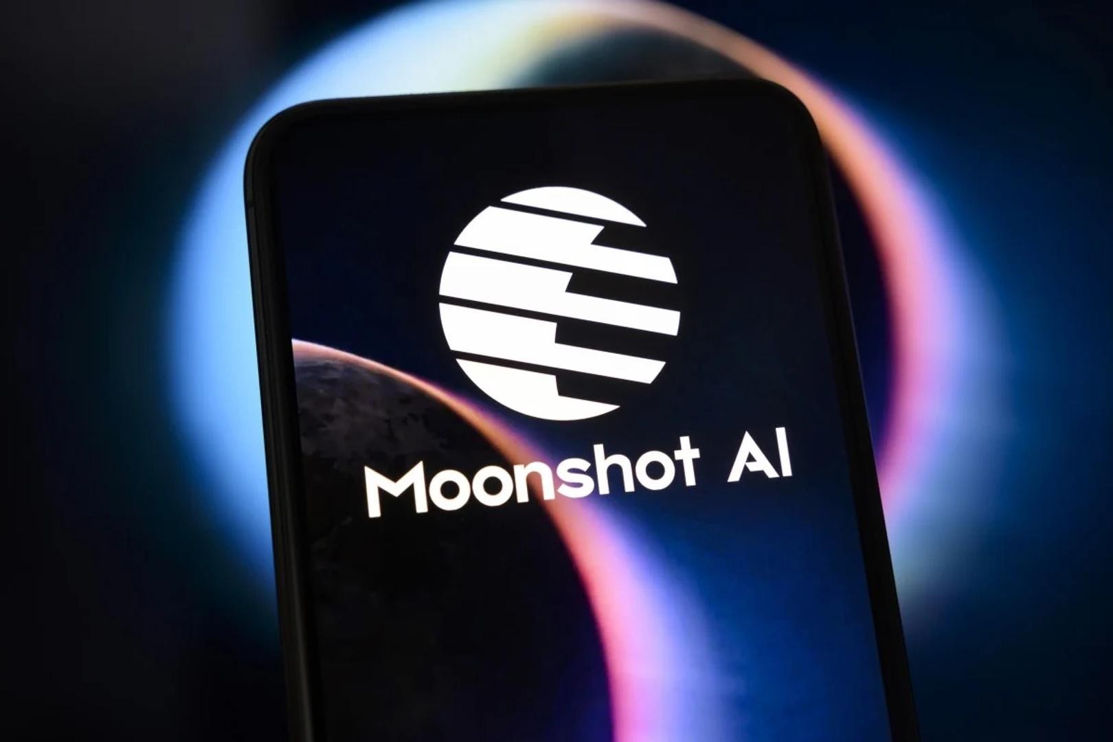 Moonshot AI ning Kimi modeli AQSh sun'iy intellekt texnologiyalaridan foydalangan holda o'qitilgani aniqlandi