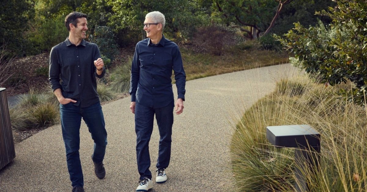 Tim Kuk Apple kompaniyasi bosh direktori lavozimidagi faoliyatini yakunladi