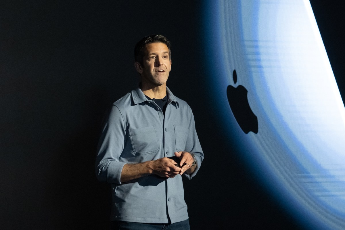 Apple rahbariyati Stiv Jobs strategiyasiga qaytmoqda