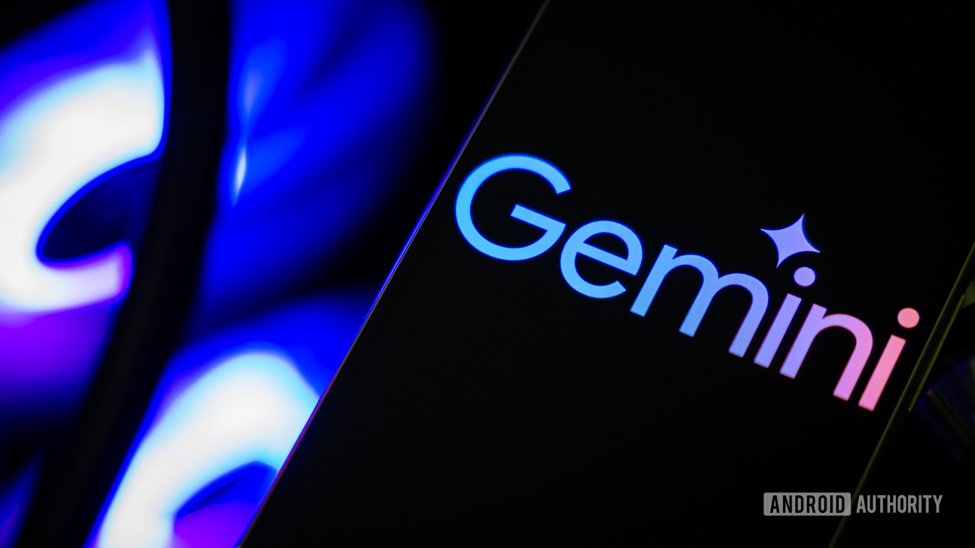 Google Gemini Live uchun maxfiylik rejimini ishlab chiqmoqda