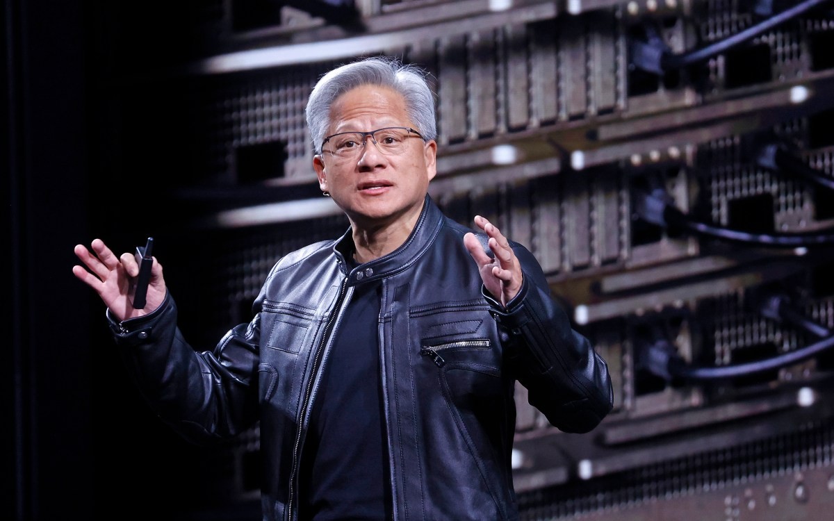Nvidia rahbari: Sun'iy intellektni qat'iy tartibga solish shart emas