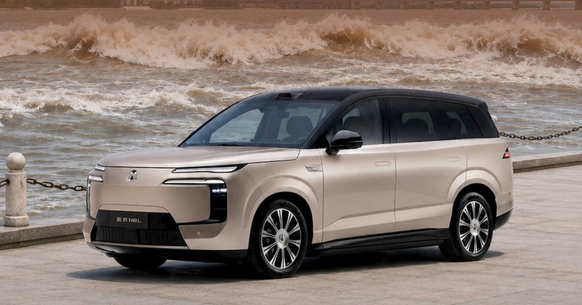 BYD o'zining yangi Denza N8L elektromobilini taqdim etdi: 960 km masofa va sun'iy intellekt