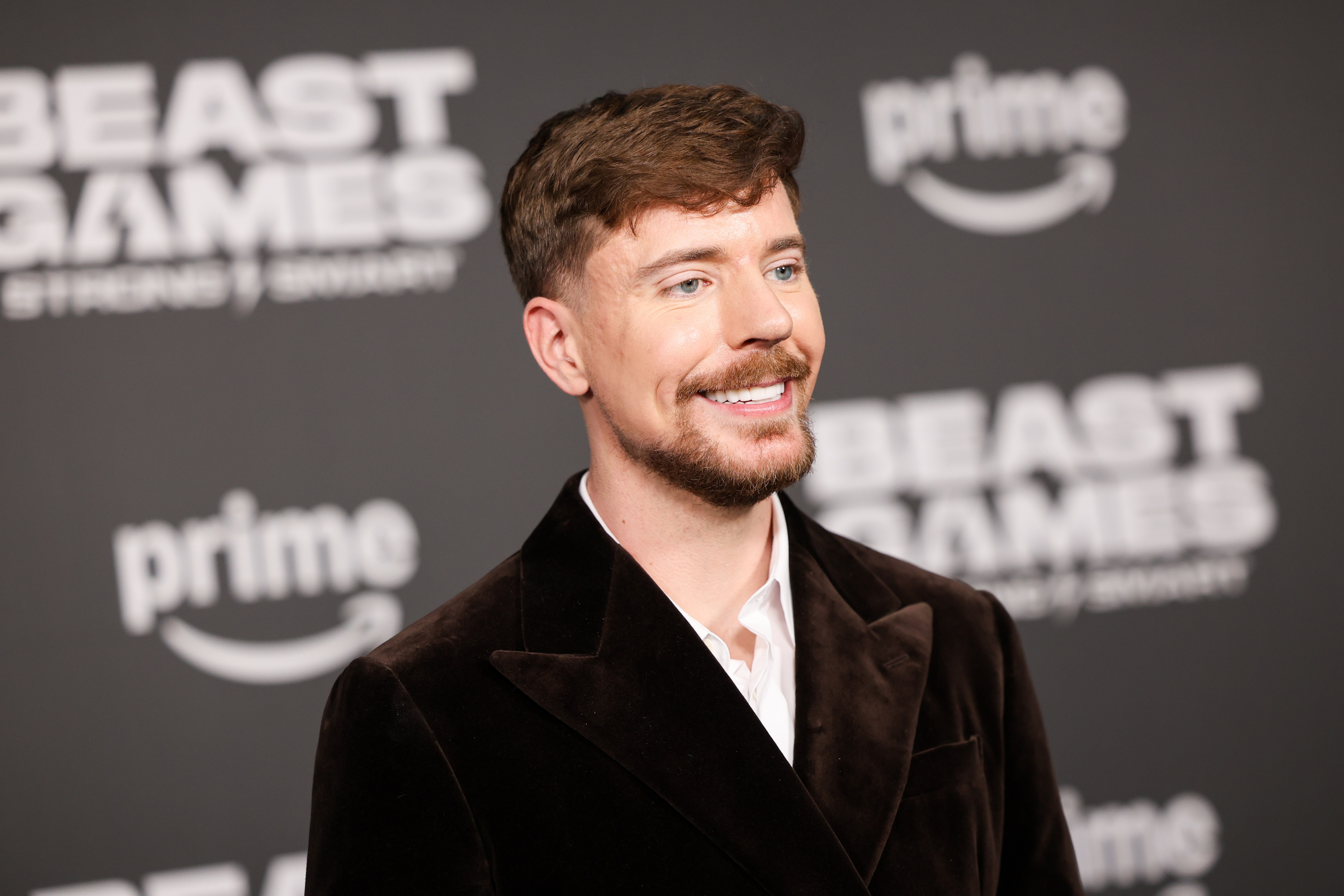 Google va MrBeast sun'iy intellektni sinovdan o'tkazish uchun sahroga yo'l olmoqda