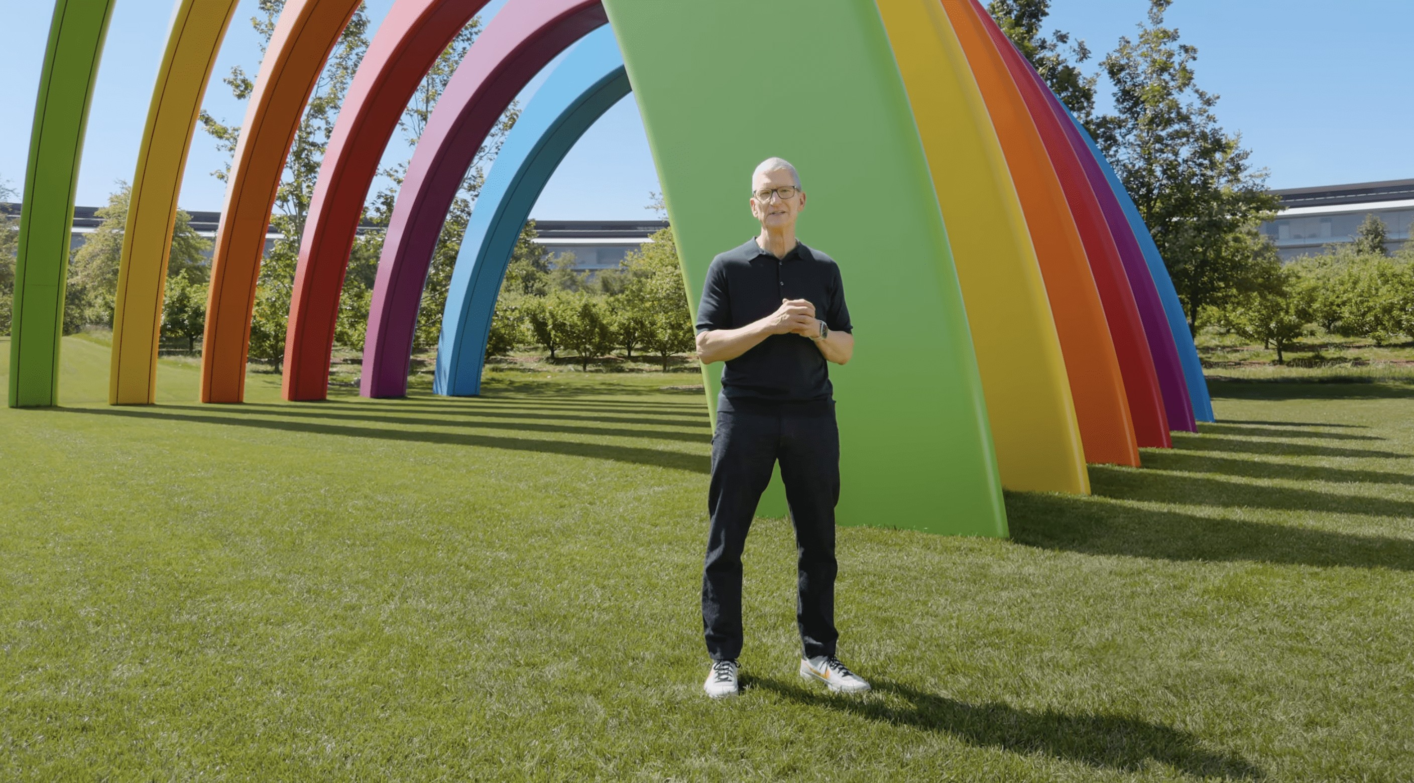 Tim Kuk Apple bosh direktori sifatidagi so'nggi xabarini xodimlarga yo'lladi