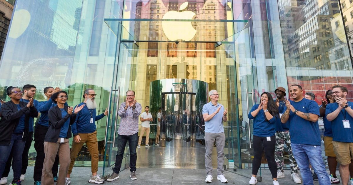 Yangi iPhone rejalari: katta qiyshayadigan model va katta o'zgarishlar
