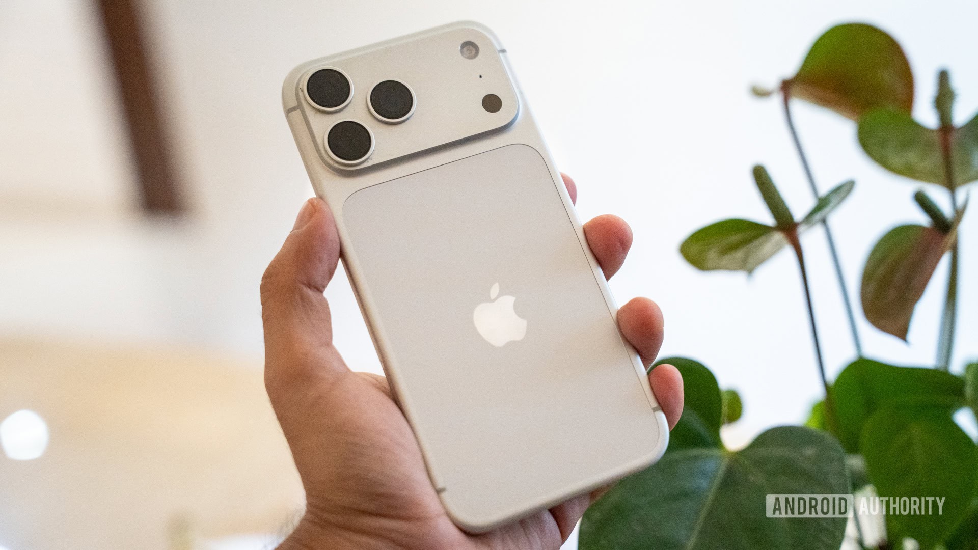 iPhone 17 narxining oshishi Android flagmanlari qimmatlashishiga olib kelishi mumkin