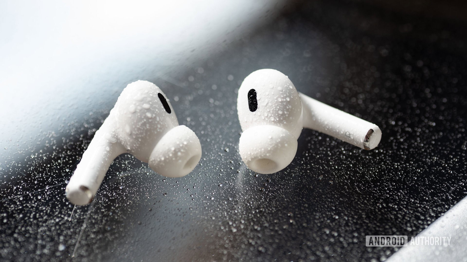 Kamera bilan jihozlangan Apple AirPods haqidagi ma'lumotlar sizib chiqdi