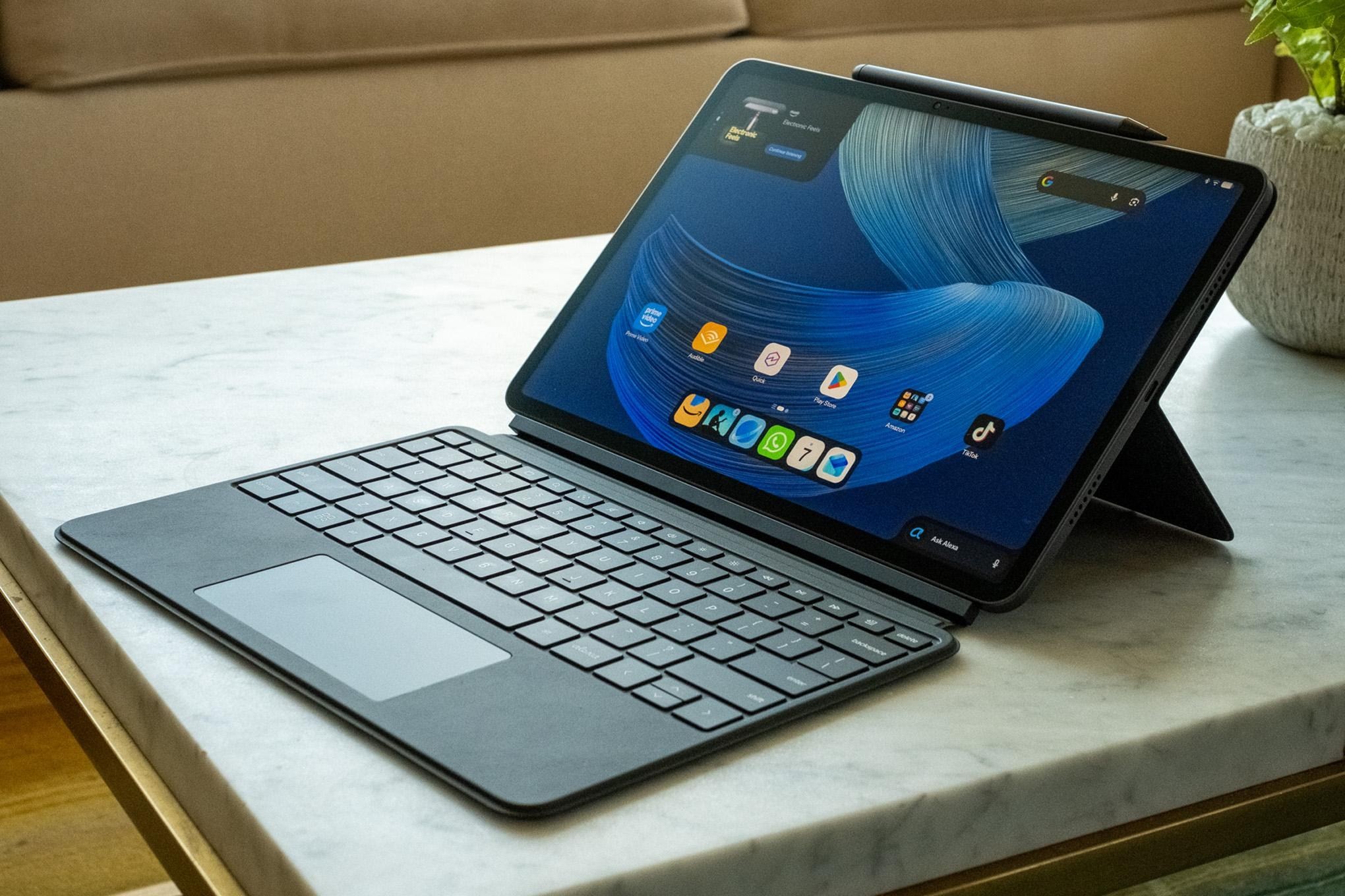 Amazon Fire planshetlaridan voz kechib, Alexa Tablets brendiga o'tmoqda