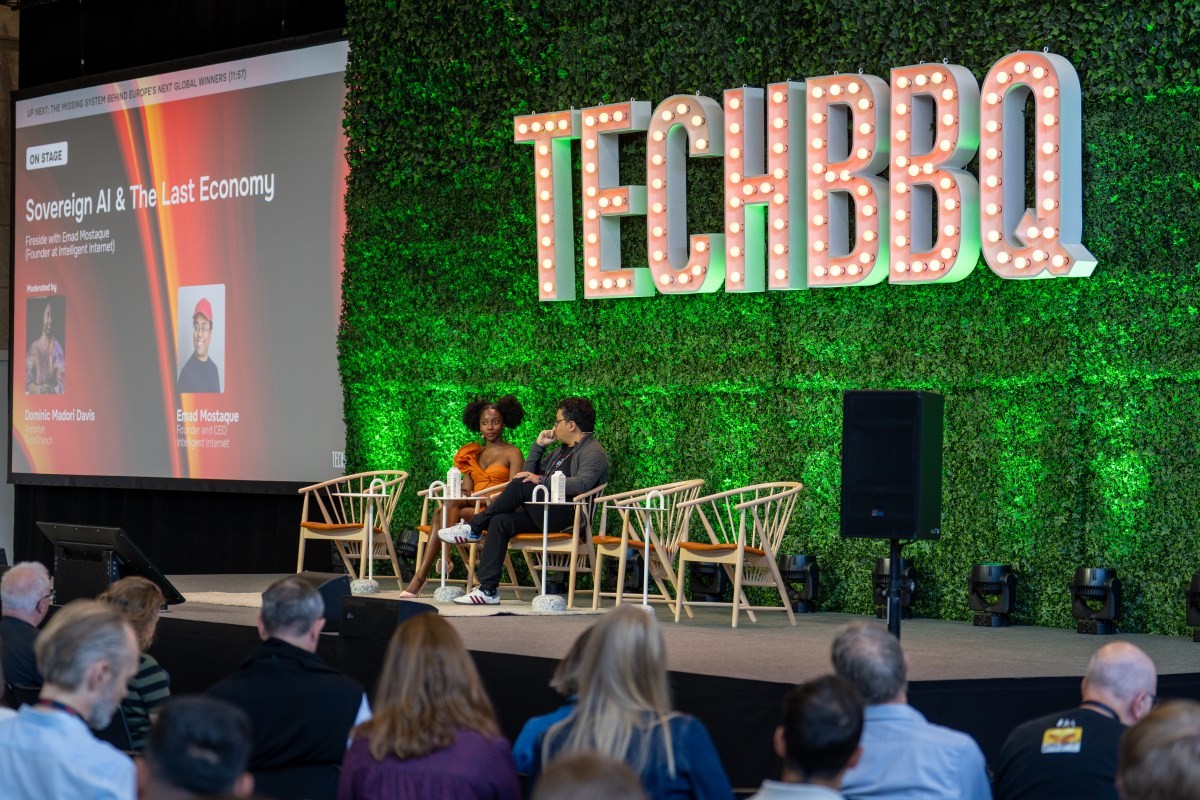 TechBBQ anjumanida sun'iy intellekt ustidan nazorat masalasi muhokama markazida bo'ldi