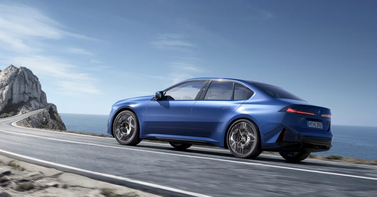 BMW yangi i3 elektromobili uchun buyurtmalarni muddatidan oldin ochmoqda
