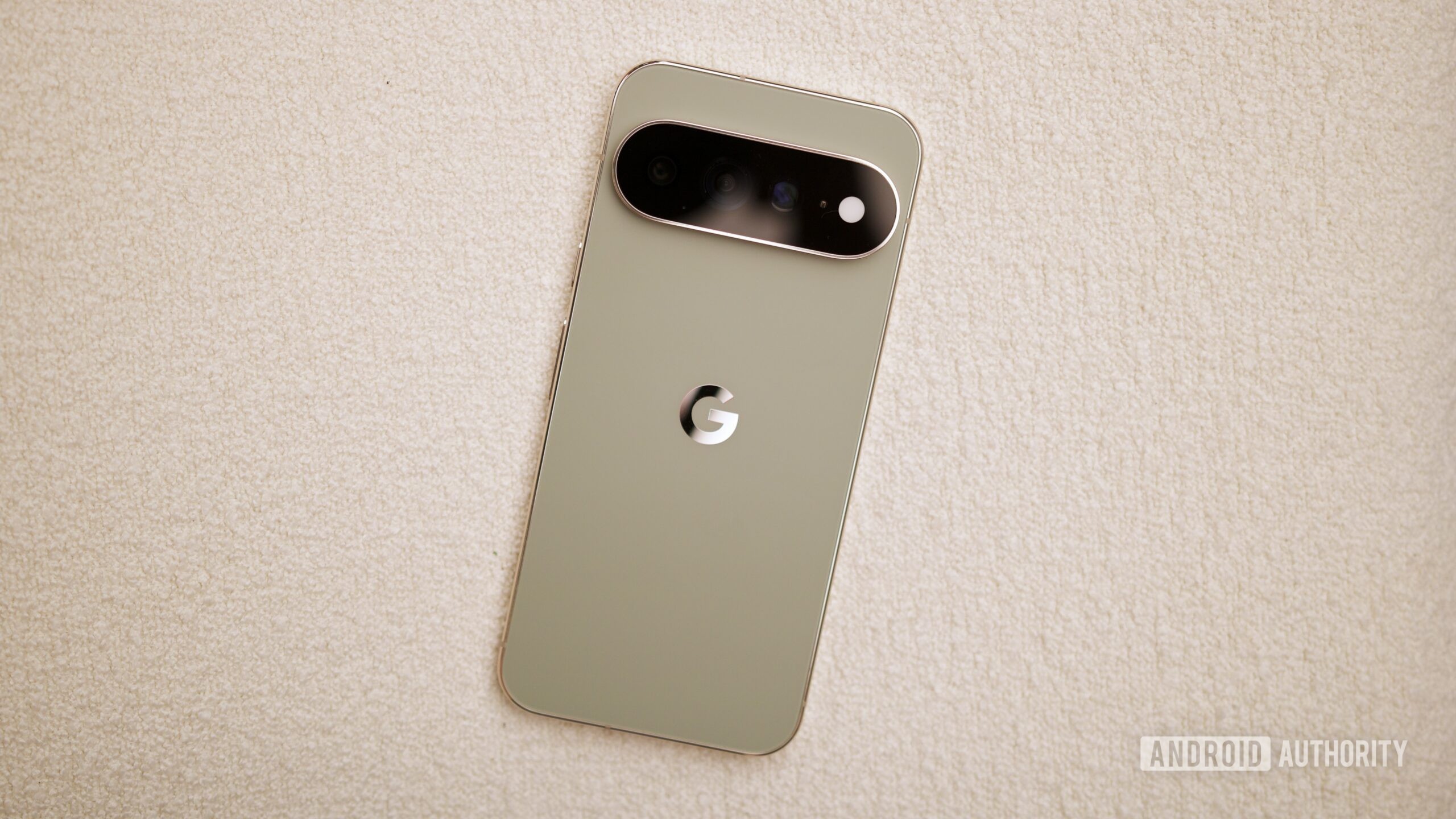 Google Pixel telefonlari aloqa va internet muammolarini o'zi aniqlashi mumkin bo'ladi