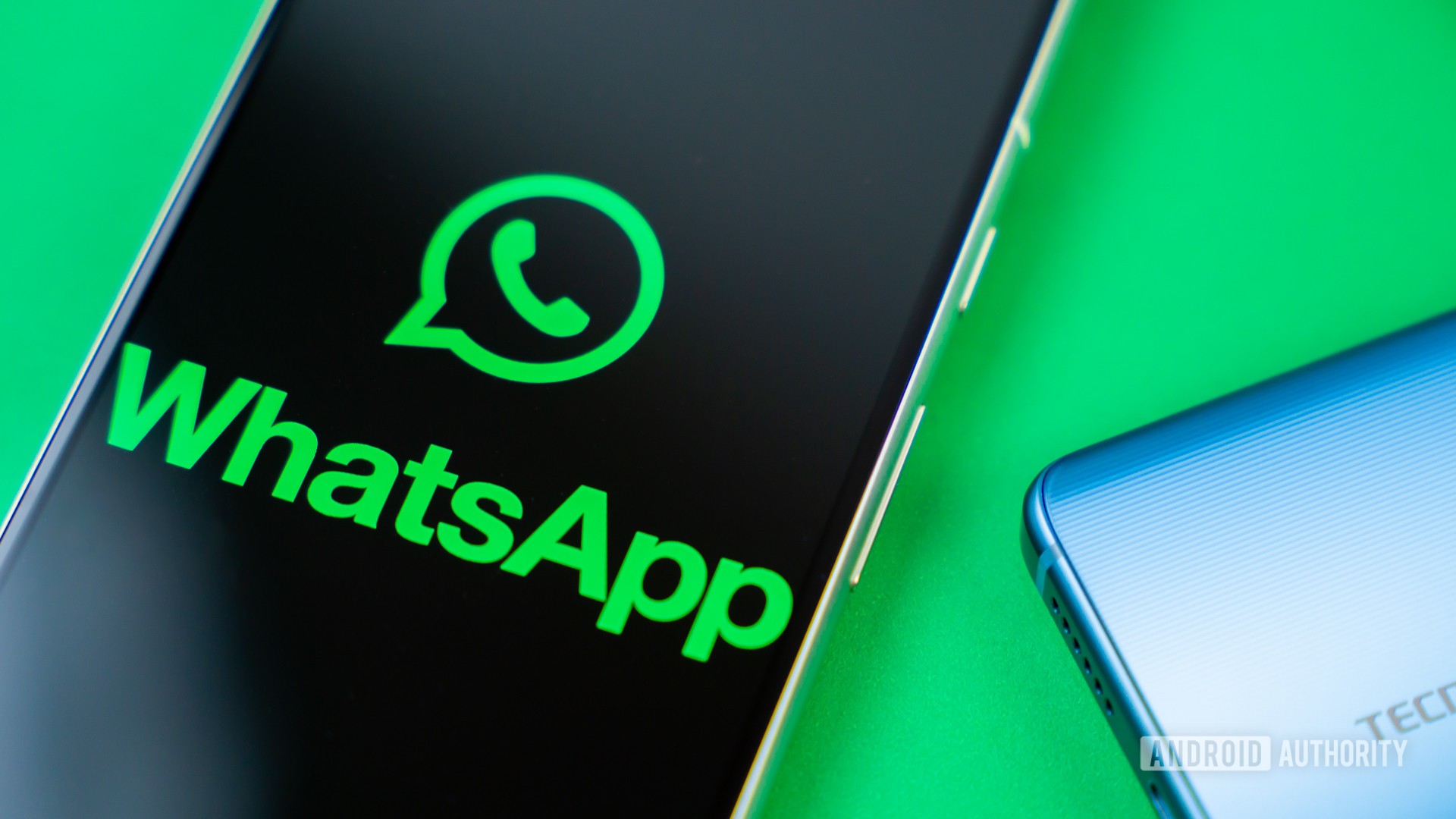 WhatsApp maxfiylik kamchiligi telefoningiz qulfini ochmasdan shaxsiy rasmlaringizni ko'rish imkonini bermoqda